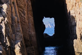 "Fenêtre" naturelle dans le golfe de Porto en Corse
