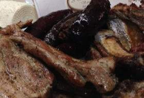 Côtes plates de porc grillées, spécialité de la cuisine corse ©MadoZiruddu 