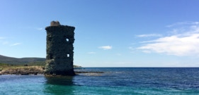 Tour de Santa Maria sur le rivage du Cap Corse, commune de Rogliano