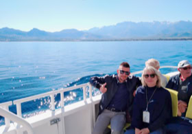 Découvrez la Corse en autocar avec un guide local professionnel